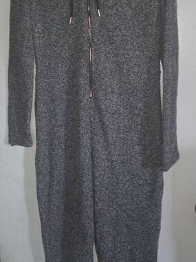 YITTY Pet Me Charcoal Gray Long-Sleeve Knit Dress with Zip Detail